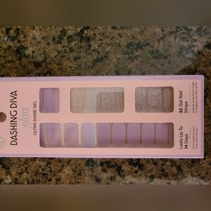 Dashing Diva Gel Nails